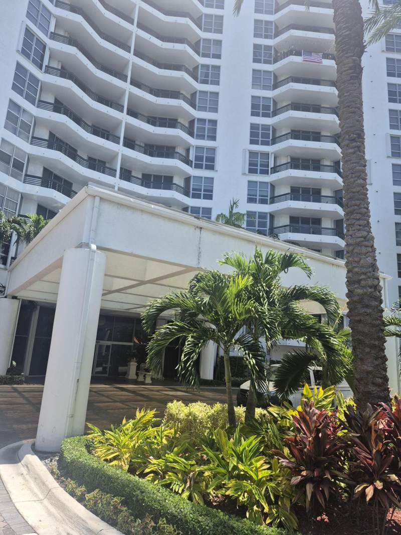 2 bedroom Condominium at 3600 Mystic Pointe Drive 1202, Mystic Pointe Condo No One, Aventura — photo 5