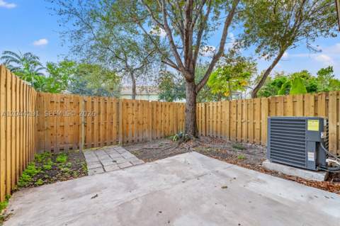1466 SE 26th Ave, Homestead FL - photo 16 of 29