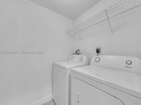 2482 SE 15th Ct, Homestead FL - photo 11 of 37