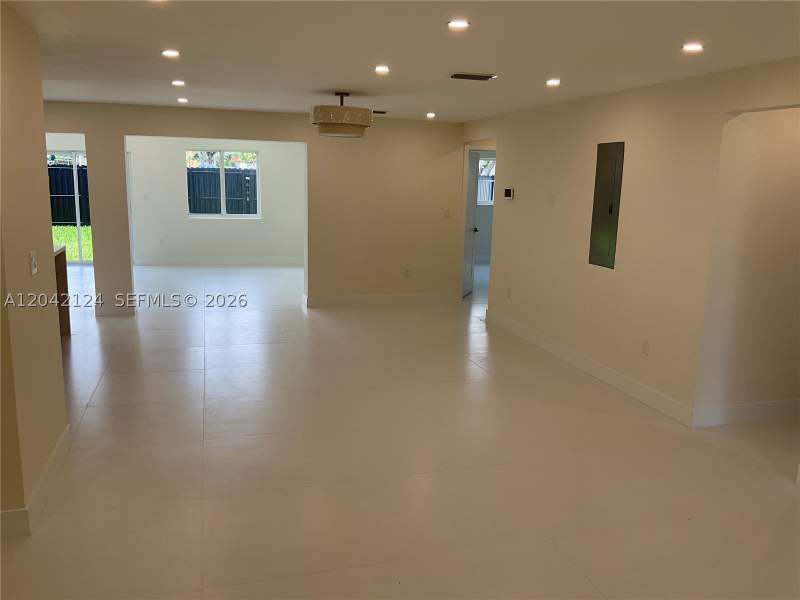 4 bedroom SingleFamilyResidence at 2315 NW 3rd St, Glenroyal Sub, Miami — photo 4