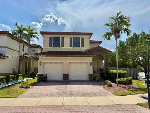 22732 SW 92nd Pl, Cutler Bay FL - photo 7 of 76