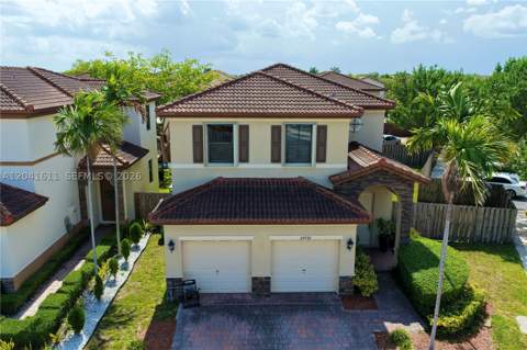22732 SW 92nd Pl, Cutler Bay FL - photo 9 of 76