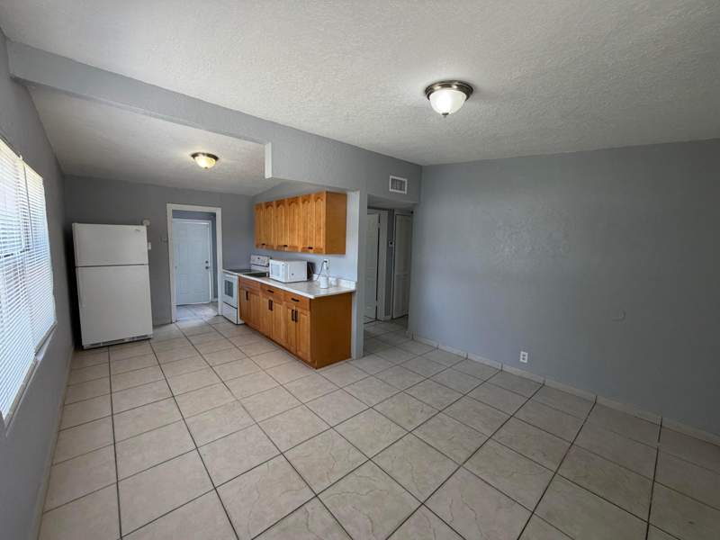 2 bedroom SingleFamilyResidence at 2317 Rutland Street, Magnolia Gardens Consolida, Opa Locka — photo 4