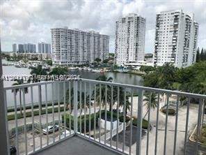 2801 NE 183rd St 709W, Aventura FL - photo 12 of 26