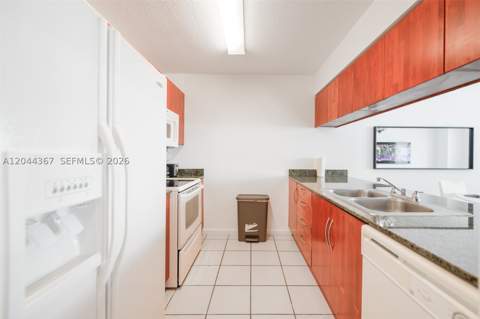 1200 Brickell Bay Dr 3614, Miami FL - photo 15 of 30