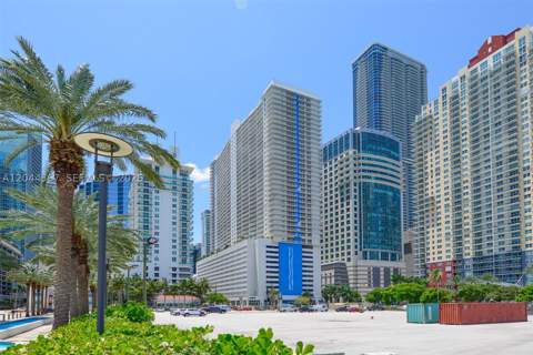 1200 Brickell Bay Dr 3614, Miami FL - photo 22 of 30
