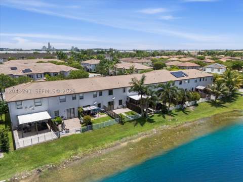 11628 NW 87th Ln 11628, Doral FL - photo 10 of 45