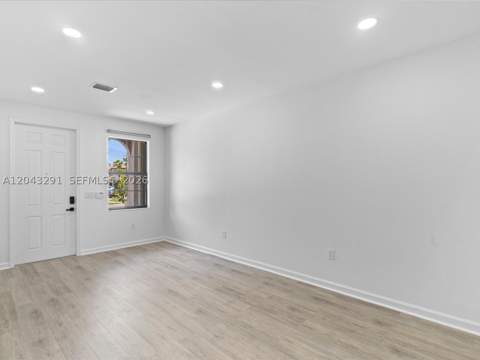 11628 NW 87th Ln 11628, Doral FL - photo 15 of 45