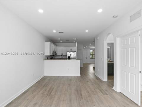 11628 NW 87th Ln 11628, Doral FL - photo 24 of 45