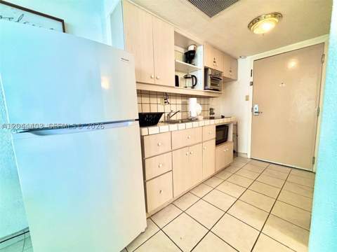 19201 Collins Ave 606, Sunny Isles Beach FL - photo 14 of 16