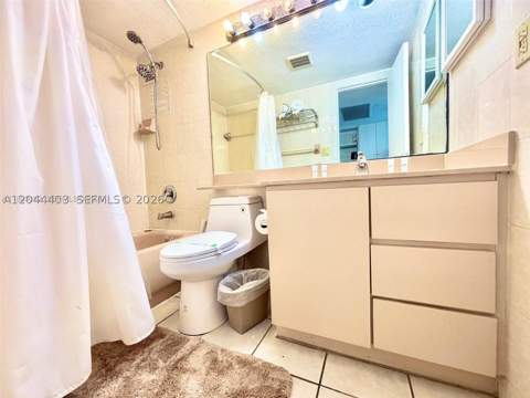 19201 Collins Ave 606, Sunny Isles Beach FL - photo 15 of 16