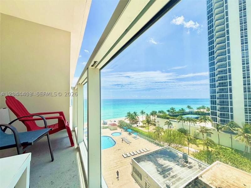 0 bedroom HotelMotel at 19201 Collins Ave 606, The Aventura Beach Club C, Sunny Isles Beach — photo 5