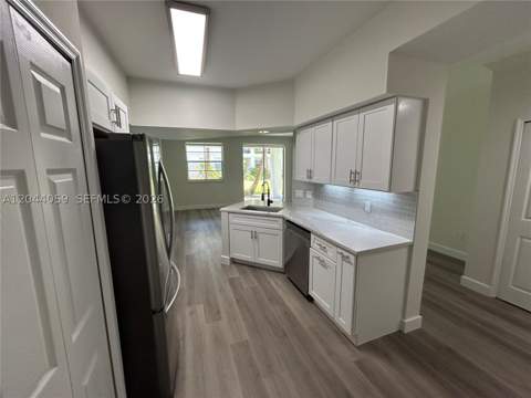 3225 NE 184th St 10106, Aventura FL - photo 12 of 28
