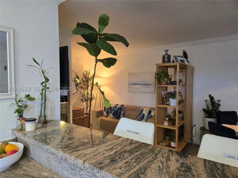 2 bedroom Condominium at 820 Salzedo St 405, Barcelona Court Condo, Coral Gables — photo 5