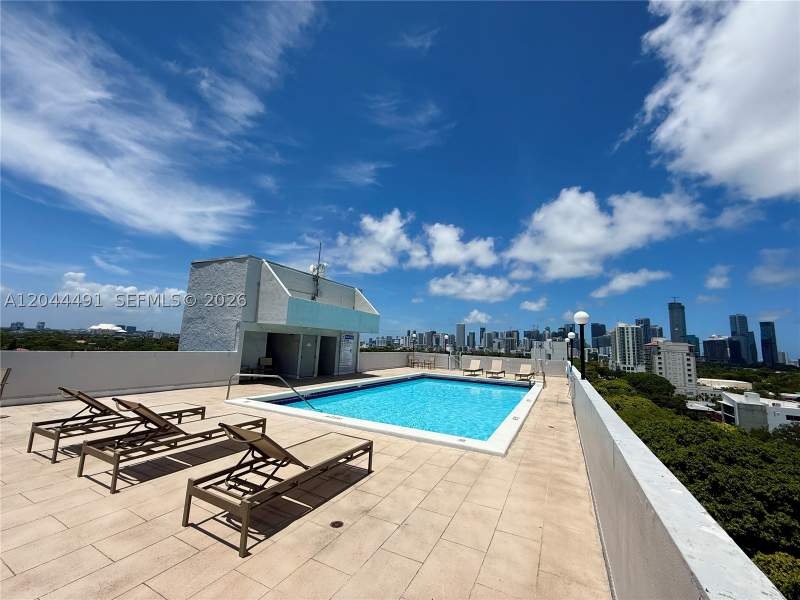 1 bedroom Condominium at 2950 SW 3rd Ave 3C, Coral Way Towers Condo, Miami — photo 2