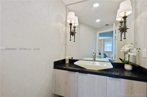 300 S Pointe Dr 3604, Miami Beach FL - photo 17 of 71