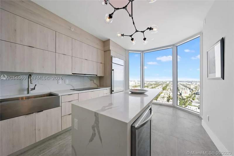 2 bedroom Condominium at 300 S Pointe Dr 3604, Portofino Tower Condo, Miami Beach — photo 3