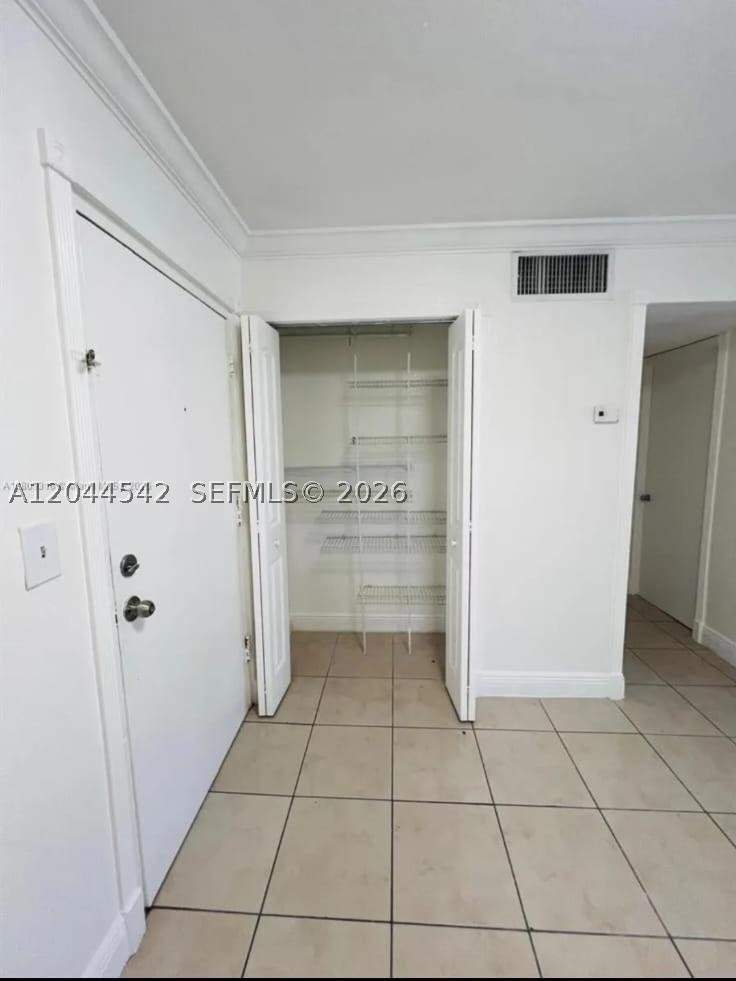 1 bedroom Condominium at 606 W 81st St 224, Las Estrellas Condo, Hialeah — photo 4