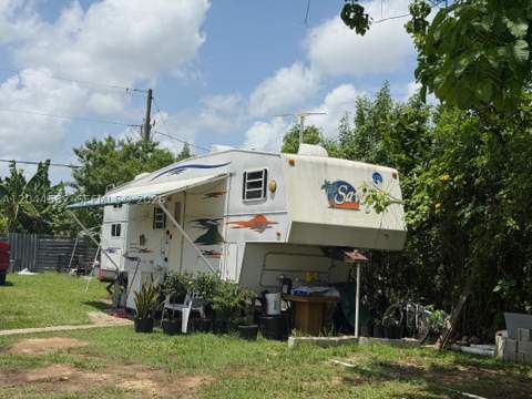 20791 SW 240th St, Homestead FL - photo 17 of 50