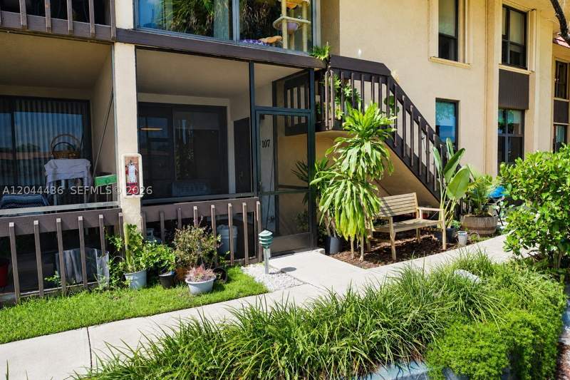 2 bedroom Condominium at 770 NE 199th St 107F, Northlake Vlg At Calif Cl, Miami — photo 5