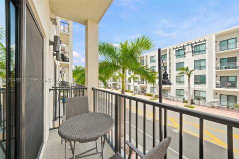 8167 NW 41st St E-101, Doral FL - photo 24 of 45