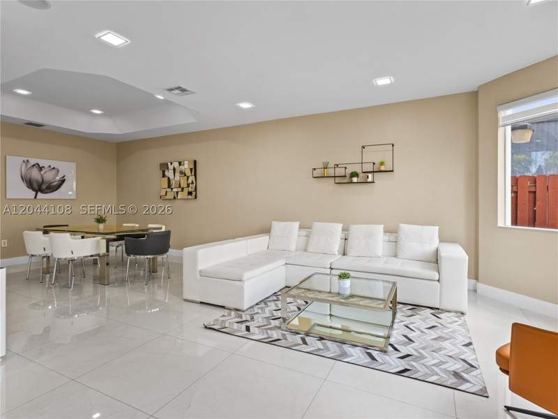3 bedroom Townhouse at 7086 NW 116th Ct, Doral Isles St Lucia, Doral — photo 3