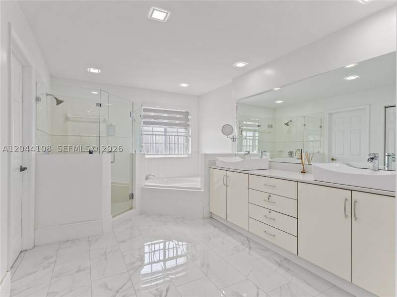 3 bedroom Townhouse at 7086 NW 116th Ct, Doral Isles St Lucia, Doral — photo 5