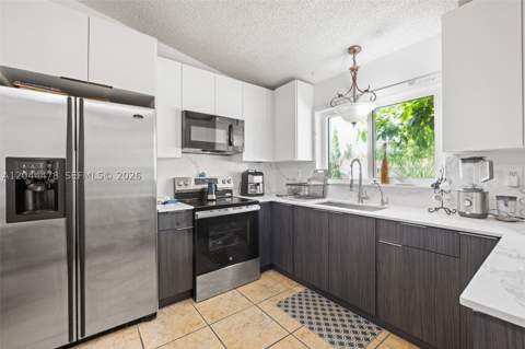 8014 SW 133rd Ct, Miami FL - photo 9 of 18