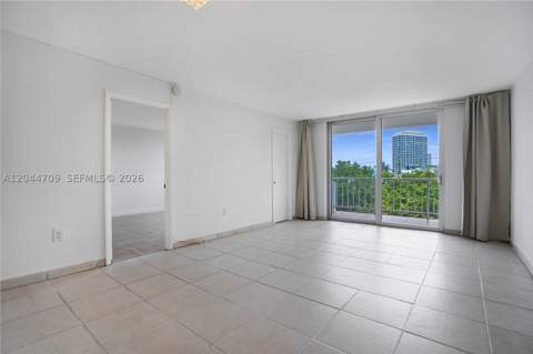 6900 Bay Dr 3H, Miami Beach FL - photo 10 of 34
