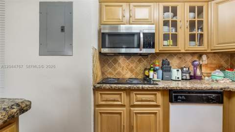 110 Fontainebleau Blvd 101, Miami FL - photo 8 of 31
