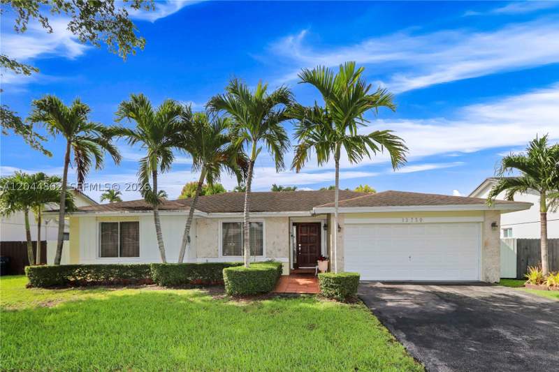 3 bedroom SingleFamilyResidence at 12730 SW 119th St, Shores Lindgren, Miami — photo 2