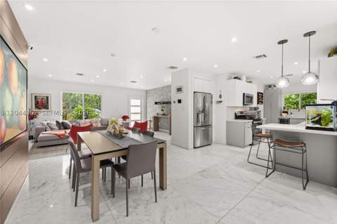 721 Bird Rd, Coral Gables FL - photo 6 of 24