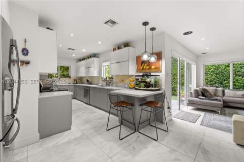721 Bird Rd, Coral Gables FL - photo 7 of 24