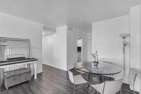 7441 Wayne Ave 10H, Miami Beach FL - photo 13 of 38
