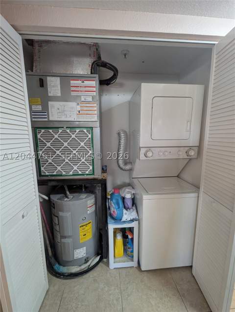 21 E 3rd St 205, Hialeah FL - photo 14 of 15