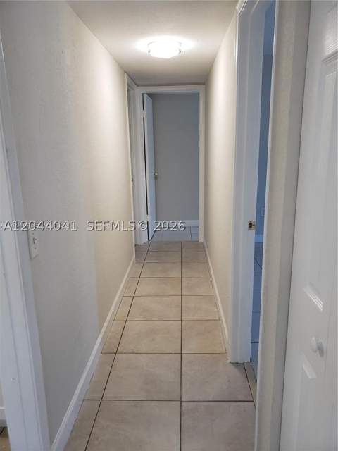 4550 W 16th Ave 301, Hialeah FL - photo 21 of 31