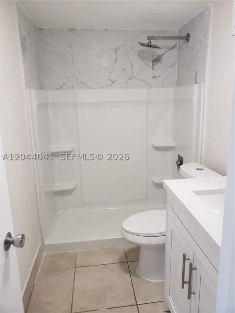 4550 W 16th Ave 301, Hialeah FL - photo 23 of 31