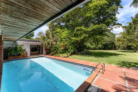 11100 SW 67th Ave, Pinecrest FL - photo 6 of 13