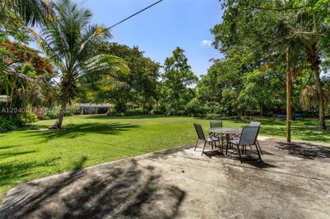 11100 SW 67th Ave, Pinecrest FL - photo 8 of 13