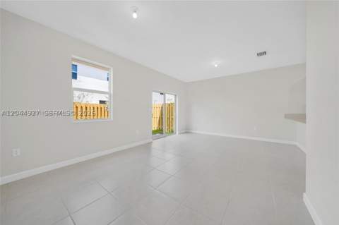 12942 NW 23rd Pl, Miami FL - photo 15 of 36