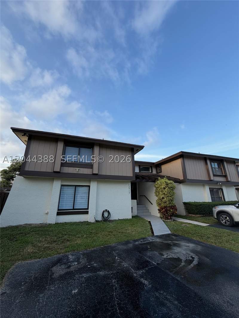 3 bedroom Townhouse at 12717 SW 66th Ter, Woodgate North, Miami — photo 2
