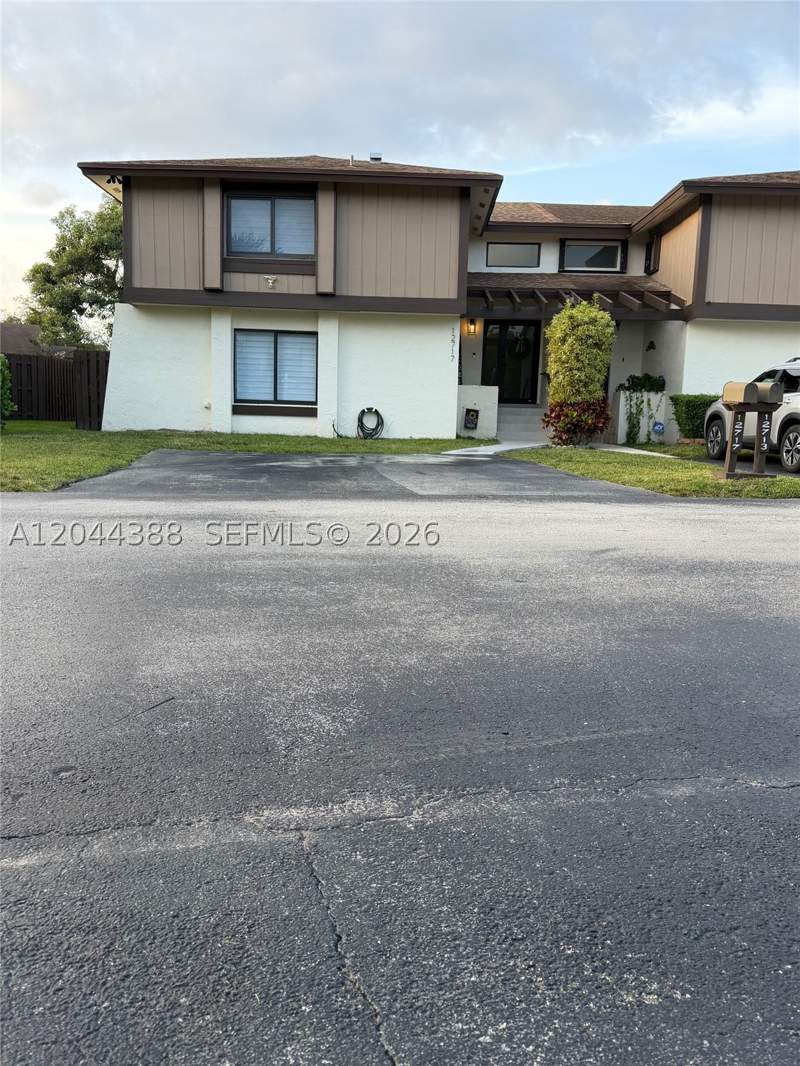 3 bedroom Townhouse at 12717 SW 66th Ter, Woodgate North, Miami — photo 3