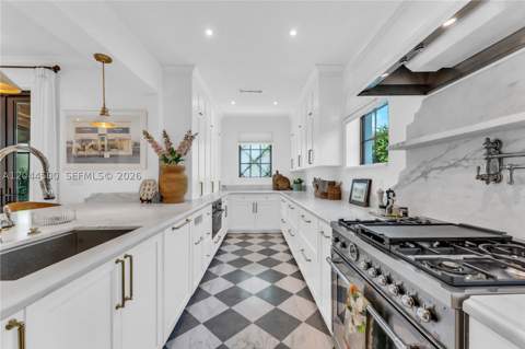 5730 SW 49th St, South Miami FL - photo 10 of 27