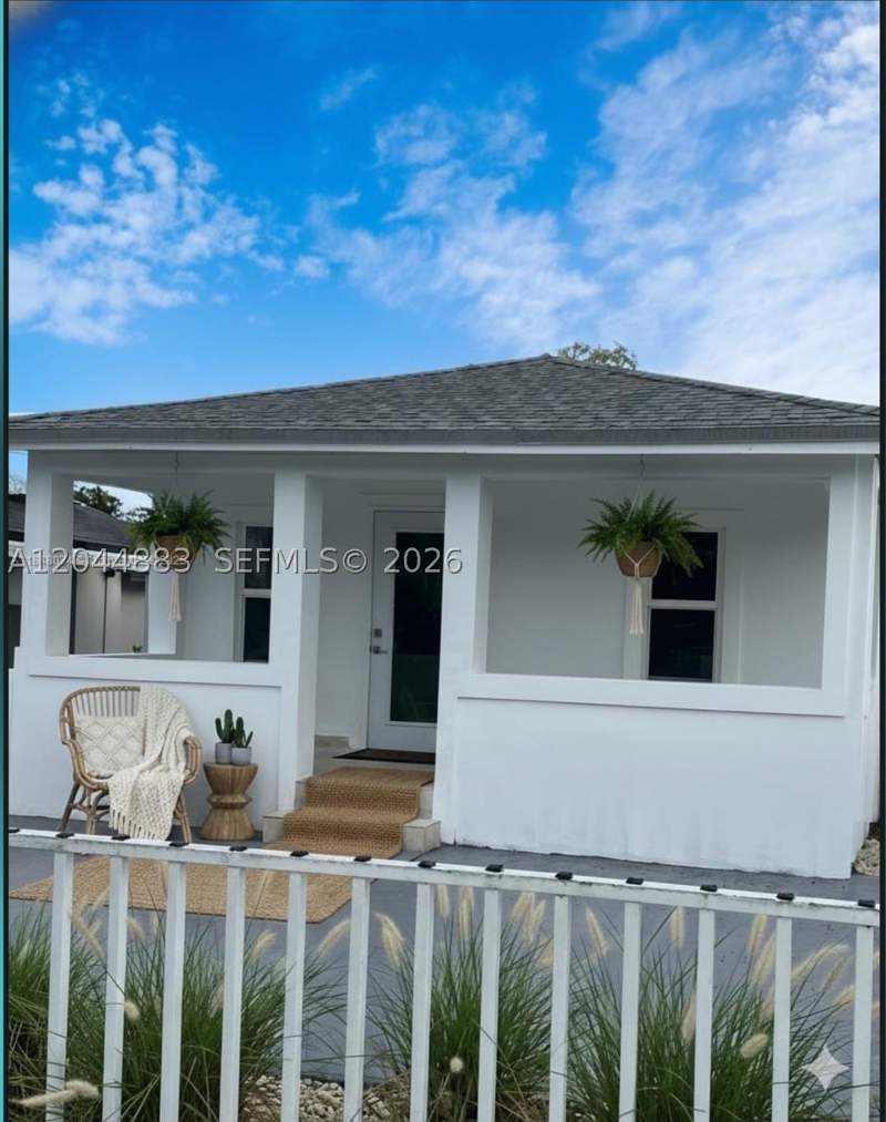 3 bedroom SingleFamilyResidence at 81 NW 44th St, Buena Vista Heights Addn, Miami — photo 3
