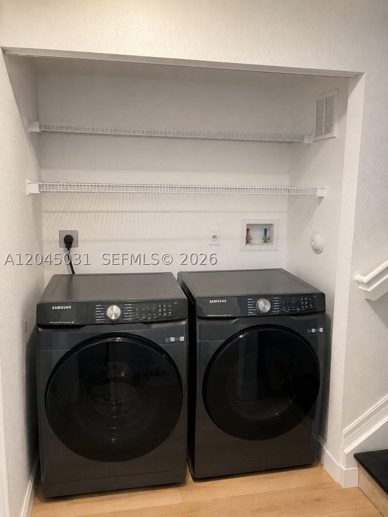 3 bedroom Condominium at 10885 NW 89th Ter 203, Coronado At Doral II Cond, Doral — photo 5