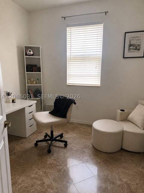 10885 NW 89th Ter 203, Doral FL - photo 7 of 8