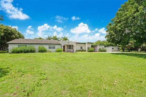 8000 SW 184th St, Cutler Bay FL - photo 8 of 21