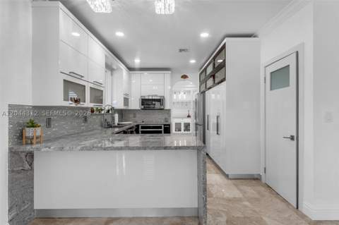 15262 SW 11th St, Miami FL - photo 7 of 43