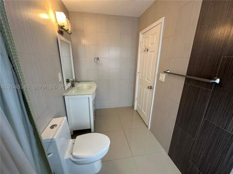 2155 Biarritz Dr, Miami Beach FL - photo 13 of 15