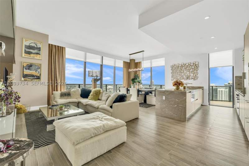 3 bedroom Condominium at 1300 S Miami Ave Ph5110, 1300 S Miami Avenue Condo, Miami — photo 2